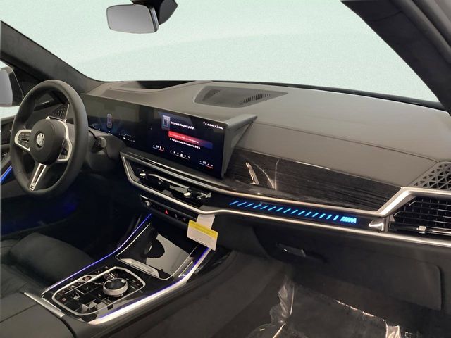 2026 BMW X7 M60i - Photo 27