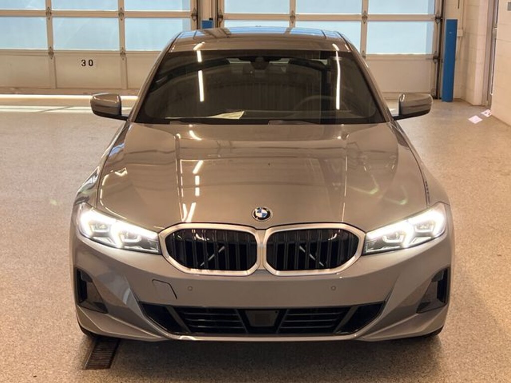 New 2026 BMW 330i xDrive Sedan