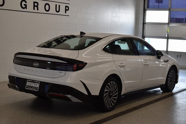 2024 Hyundai Sonata Hybrid SEL photo 4