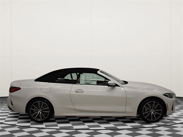 2026 Bmw 430i xDrive Convertible photo 2