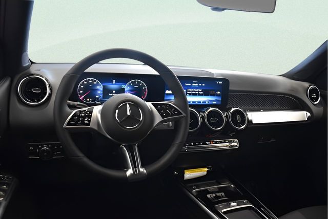 2026 Mercedes-Benz GLB GLB 250 - Photo 25