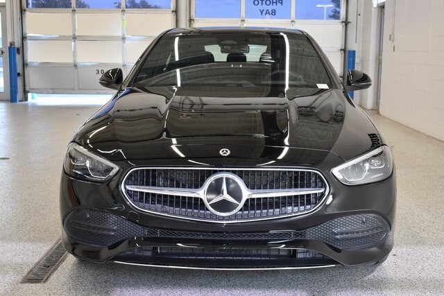 2025 Mercedes Benz C 300 4MATIC Sedan photo 3