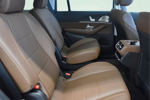 2026 Mercedes-Benz GLS Base - Photo 17