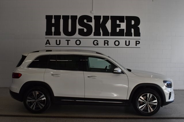 2025 Mercedes Benz GLB 250 4MATIC photo 2