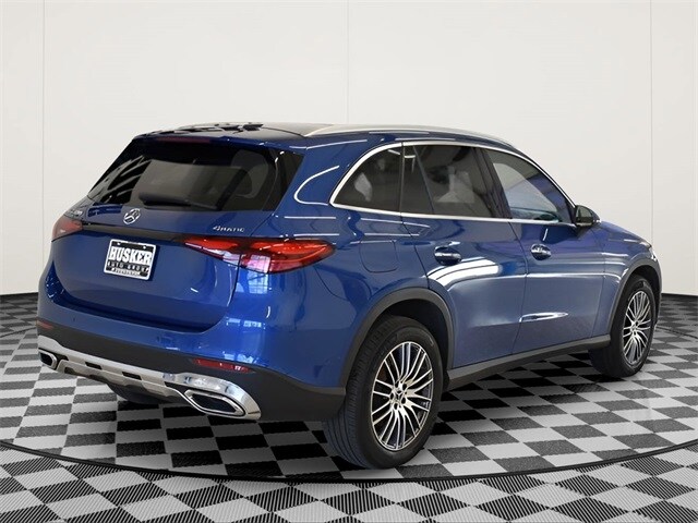 2025 Mercedes Benz GLC 300 4MATIC photo 4