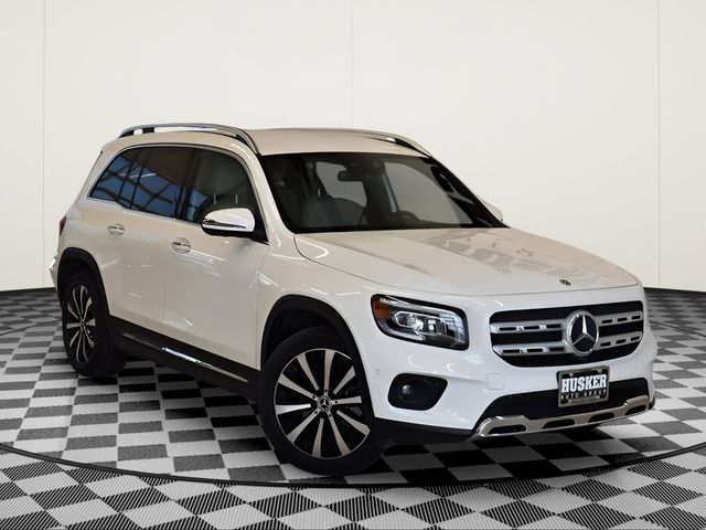 Polar White 2023 Mercedes-Benz GLB 250 4MATIC SUV / Crossover All-Wheel Drive 8-Speed Dual Clutch