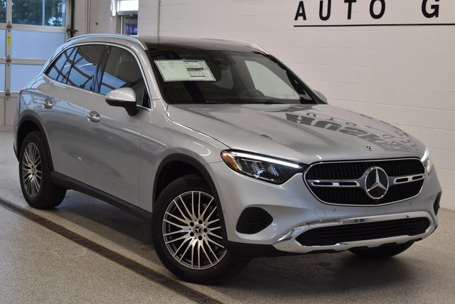 2026 Mercedes-Benz GLC GLC 300 4MATIC's photo