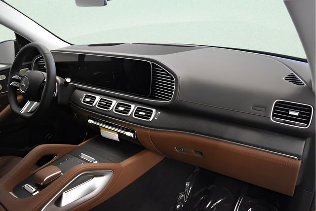 2026 Mercedes-Benz GLS Base - Photo 18