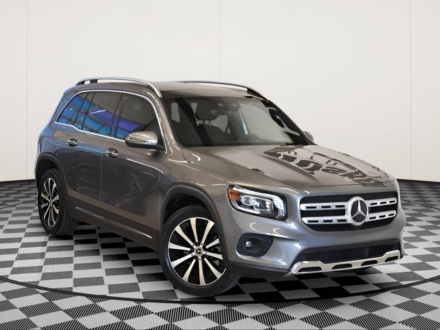 2022 Mercedes-Benz GLB GLB 250 4MATIC's photo