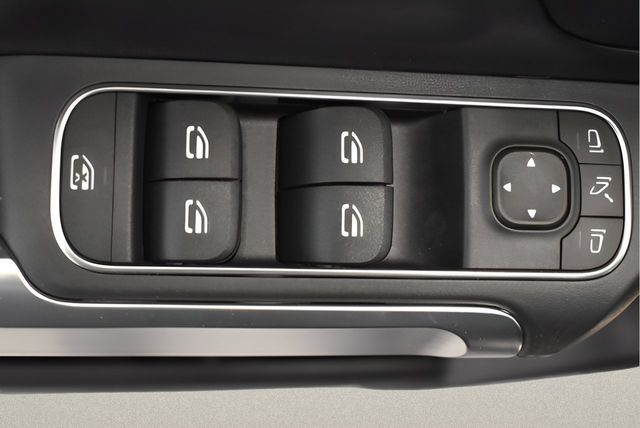 2026 Mercedes-Benz GLB GLB 250 - Photo 23