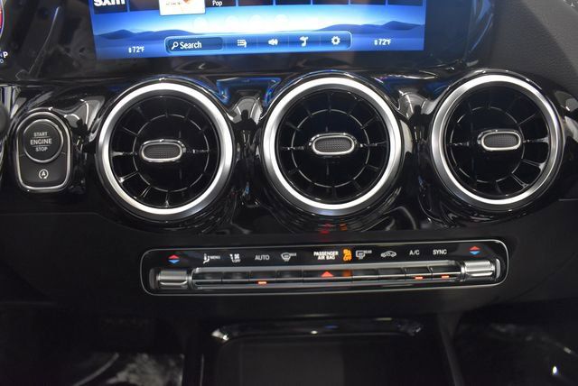 2026 Mercedes-Benz GLA GLA 250 - Photo 30