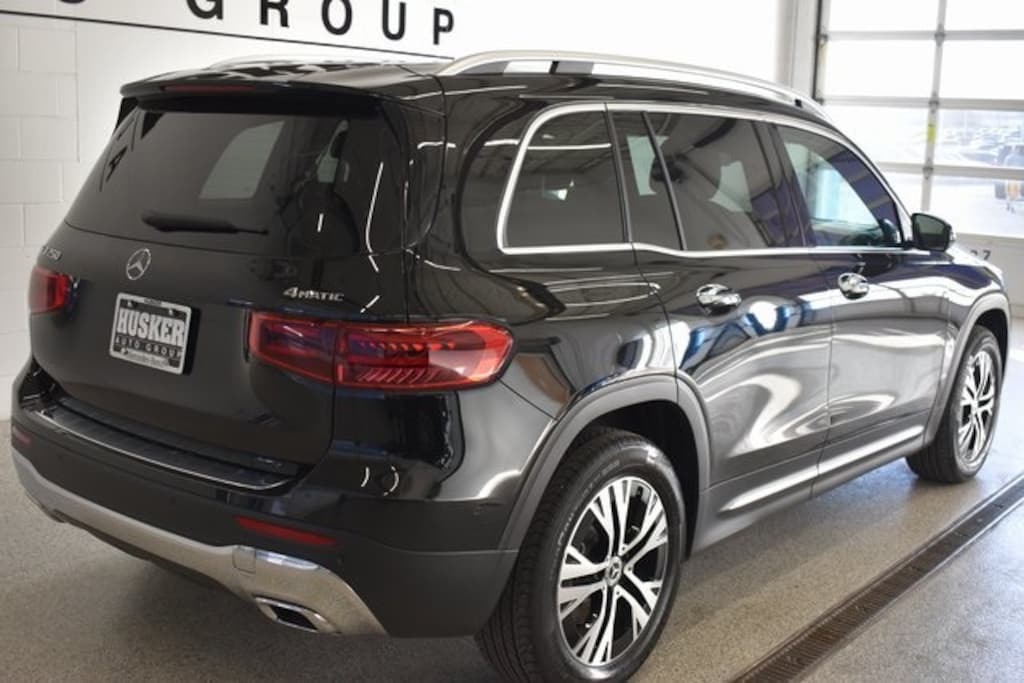 New 2025 Mercedes-Benz GLB 250 4MATIC SUV