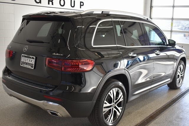2025 Mercedes Benz GLB 250 4MATIC photo 4
