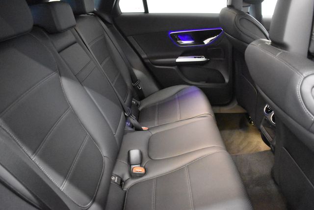 2026 Mercedes-Benz GLC Base - Photo 17
