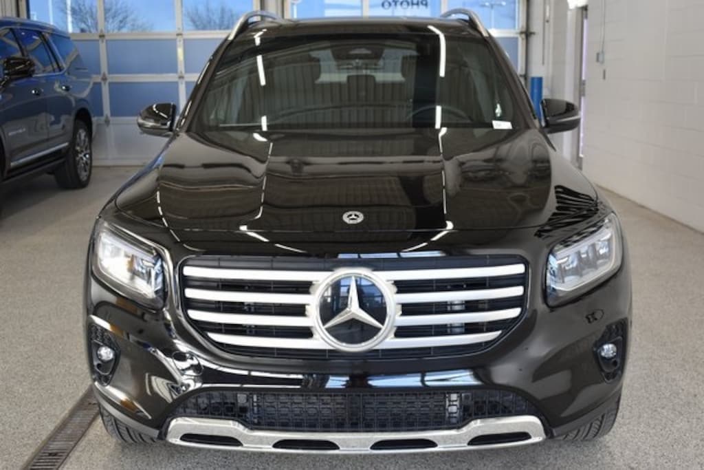 New 2025 Mercedes-Benz GLB 250 4MATIC SUV