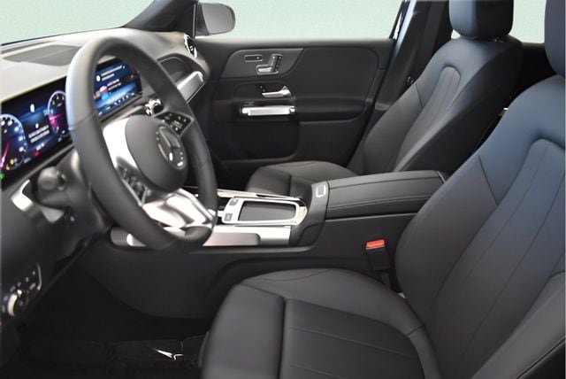2026 Mercedes-Benz GLB GLB 250 - Photo 24