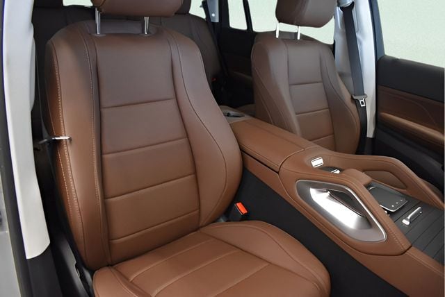 2026 Mercedes-Benz GLS Base - Photo 6