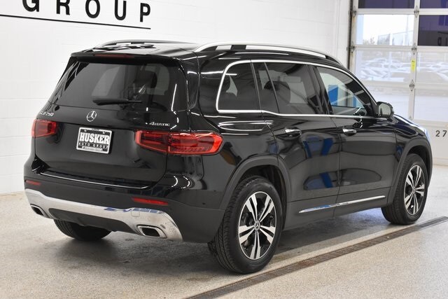 2025 Mercedes Benz GLB 250 4MATIC photo 4