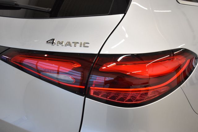 2026 Mercedes-Benz GLC Base - Photo 12