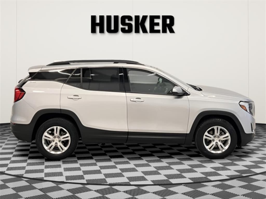 Used 2020 GMC Terrain SLE SUV