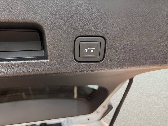 2026 GMC Acadia Elevation - Photo 18