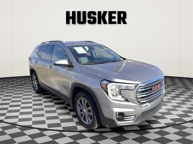 2024 GMC Terrain SLT's photo
