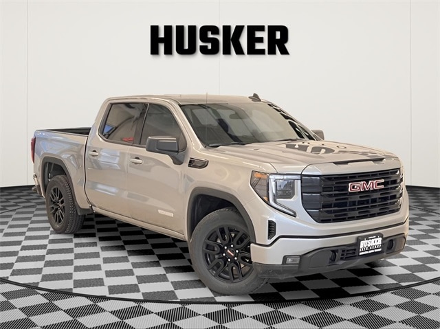 2024 GMC Sierra Elevation's photo