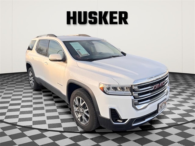 2023 GMC Acadia SLT's photo