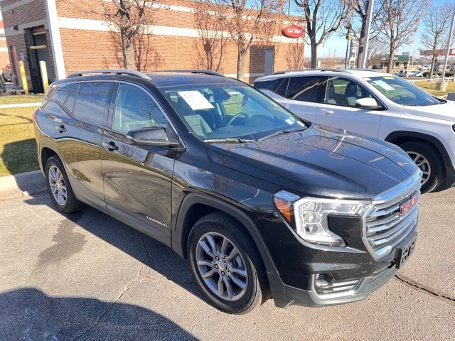 2024 GMC Terrain SLT's photo