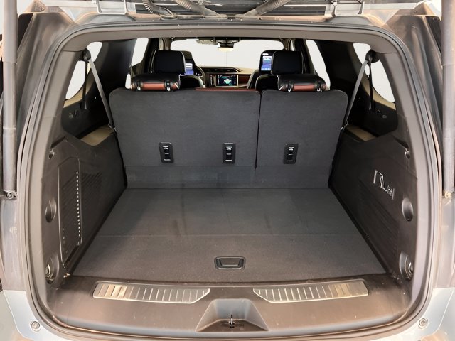 2024 GMC Yukon XL Denali Ultimate - Photo 11