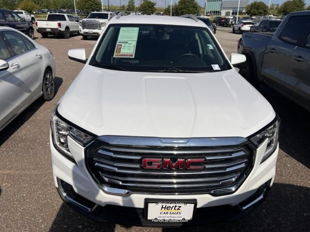 Used 2024 GMC Terrain SLT SUV