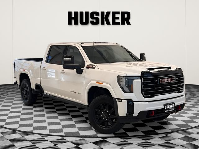 2025 GMC Sierra 2500HD AT4 Crew Cab 4WD