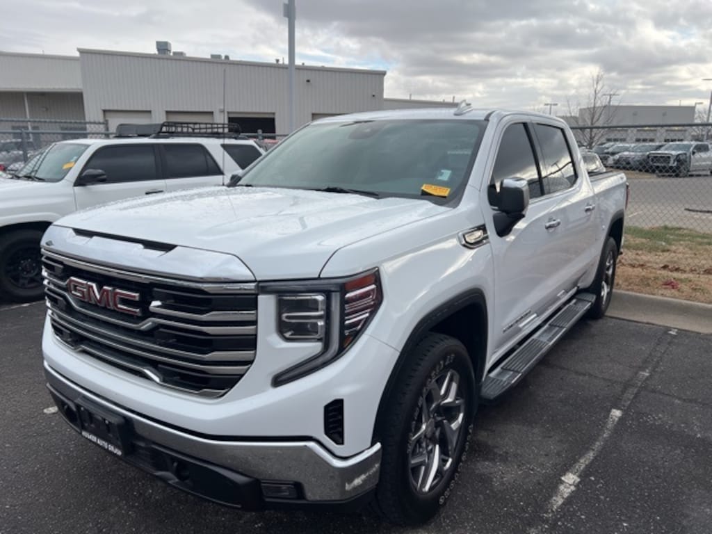 Used 2023 GMC Sierra 1500 SLT Truck