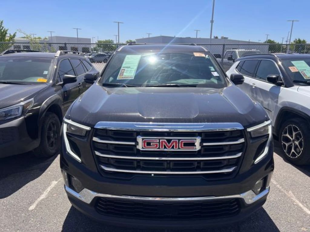Used 2024 GMC Acadia Elevation SUV