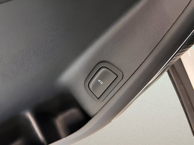 2026 GMC Acadia Elevation - Photo 8