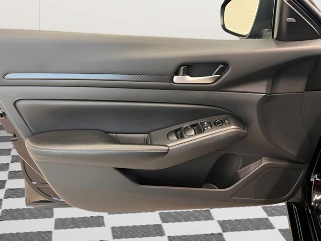 2025 Nissan Altima SV - Photo 12