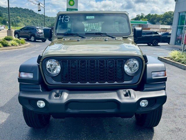 2025 Jeep Wrangler Sport photo 2