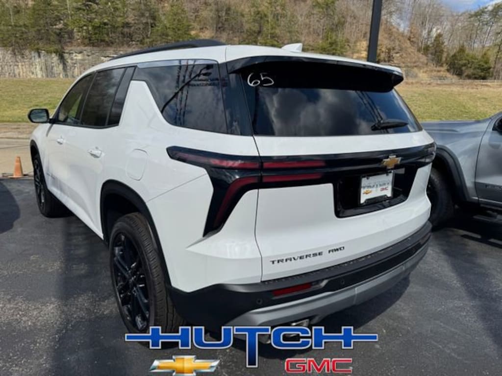 New 2026 Chevrolet Traverse LT SUV