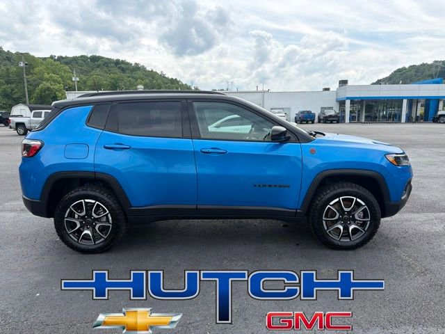 2025 Jeep Compass Trailhawk - Photo 7