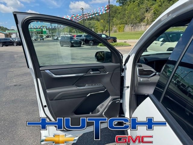 2026 GMC Acadia Elevation - Photo 13