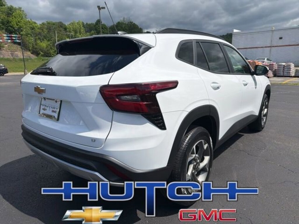 New 2026 Chevrolet Trax LT SUV