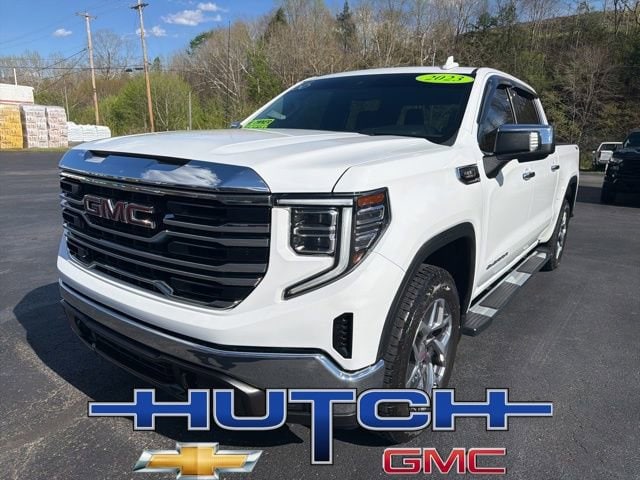 2023 GMC Sierra 4WD Crew Cab Short Box SLT's photo