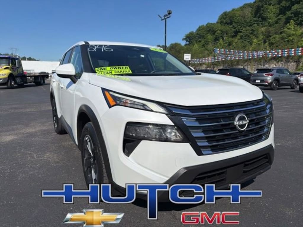 Used 2025 Nissan Rogue SV Intelligent AWD SUV