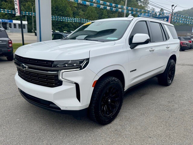2022 Chevrolet Tahoe RST photo 3
