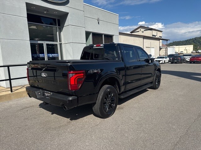 2024 Ford F-150 Lariat photo 2
