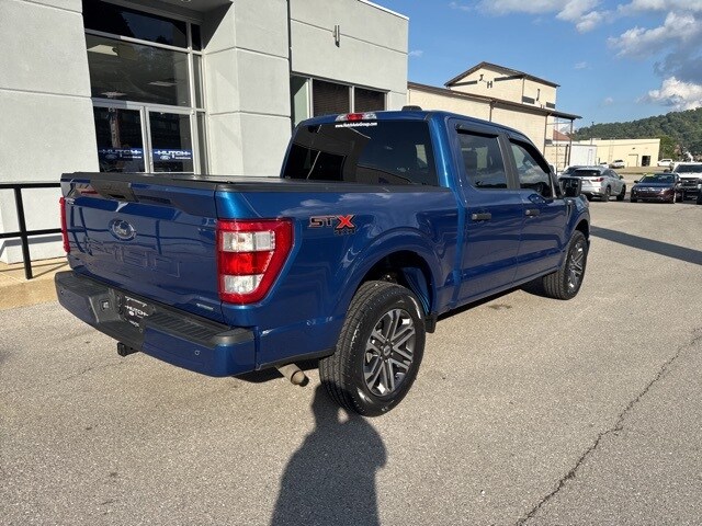 2022 Ford F-150 STX photo 2