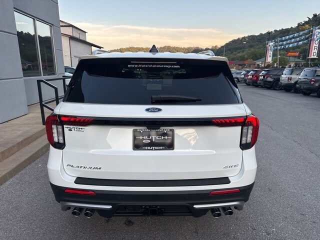 2025 Ford Explorer Platinum photo 4