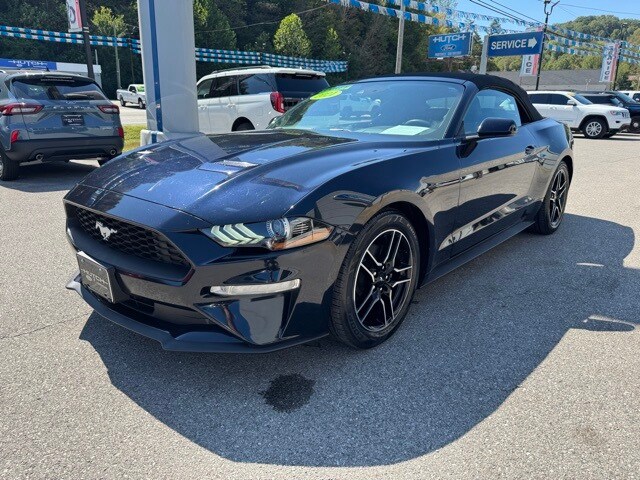 2021 Ford Mustang Convertible photo 3
