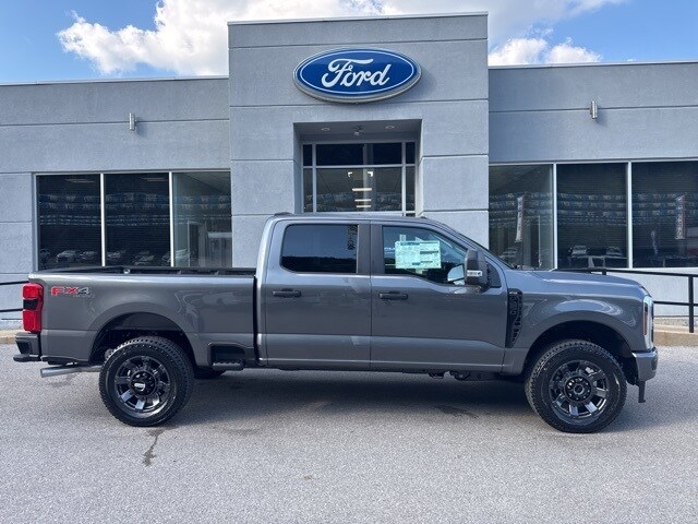 2026 Ford F-250 XL photo 2