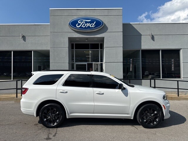 2023 Dodge Durango GT photo 2